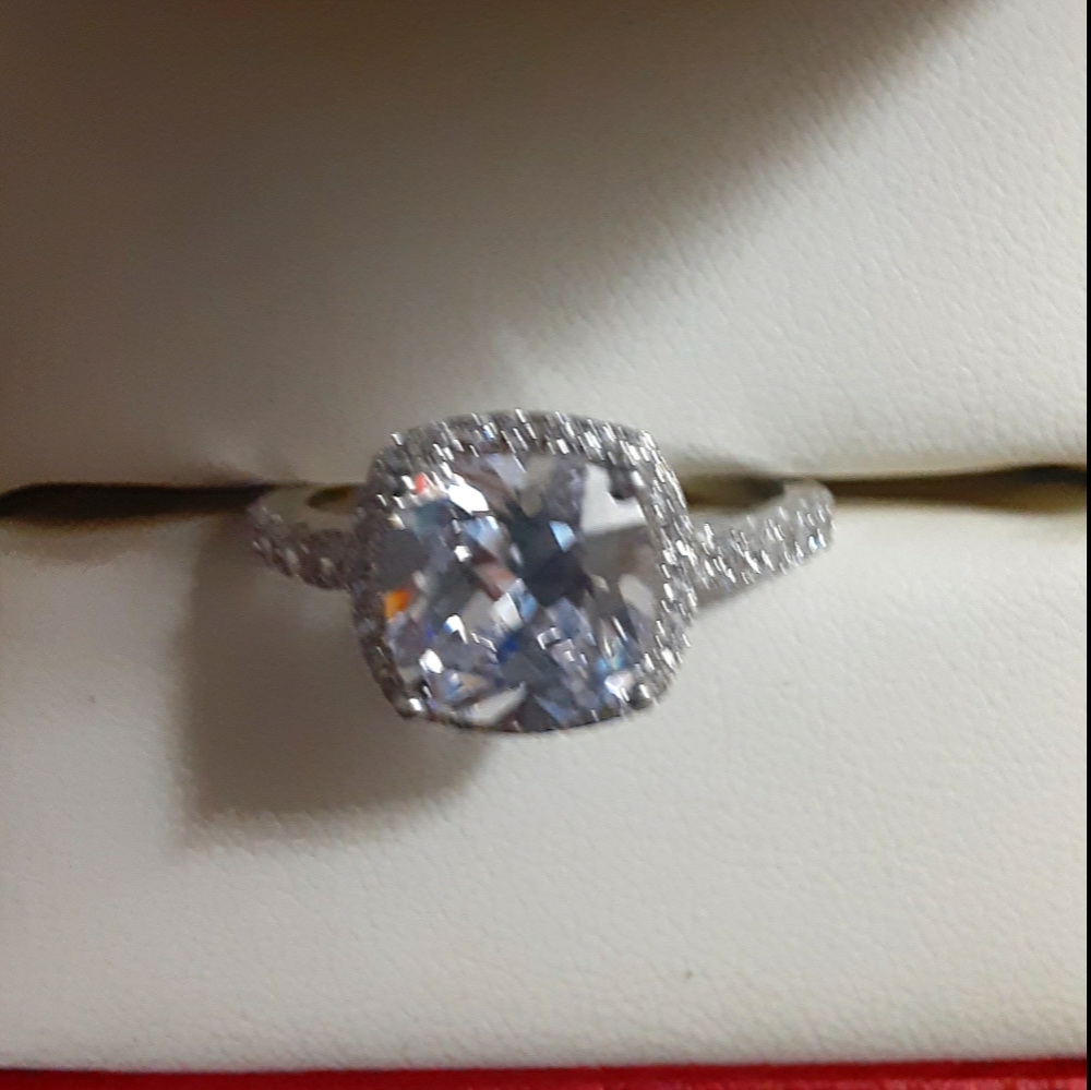 Engagement ring/fashion ring